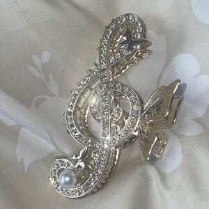 Light Gold Claw Clip NWOT